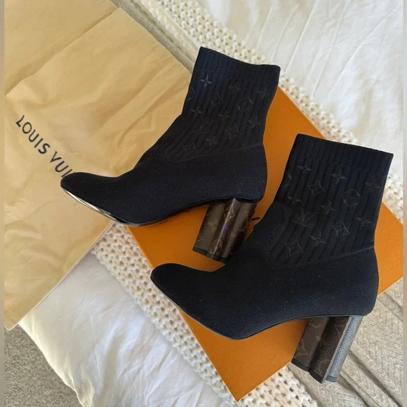 Louis Vuitton Silhouette Ankle Boot in Black - Picture 3 of 6